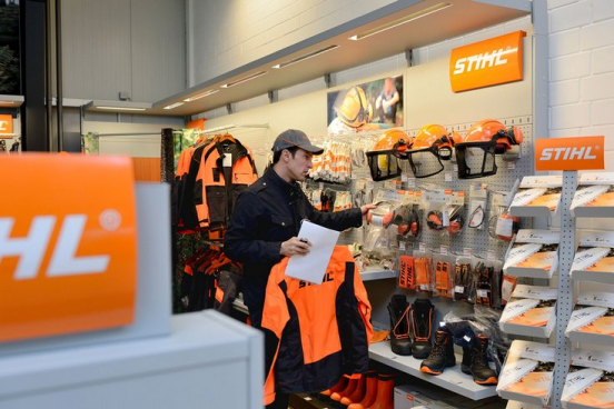 Найти дилера